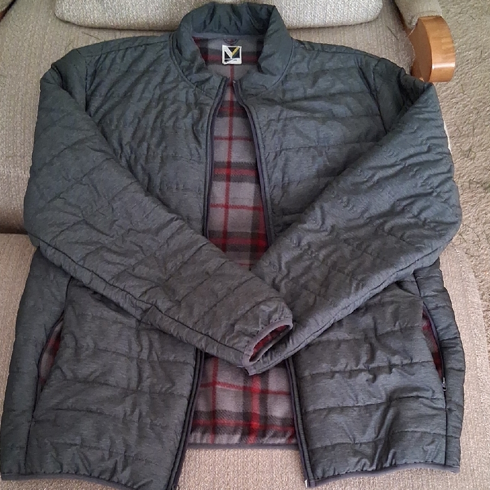 Men's Gray Quilted Jacket